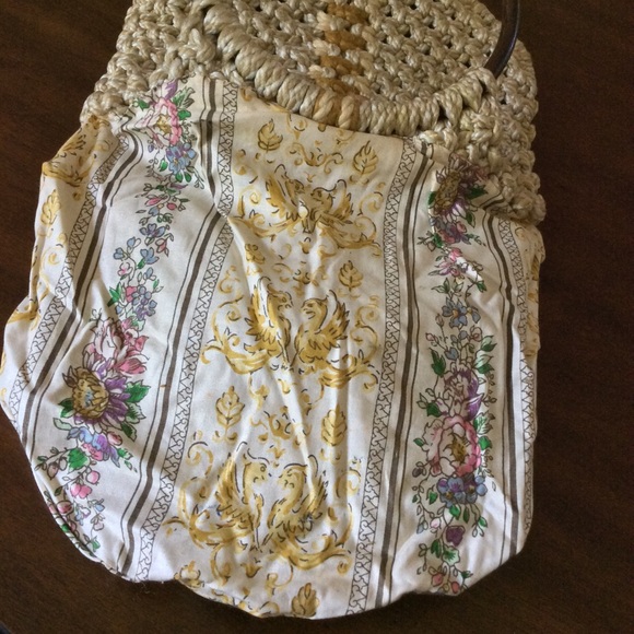 Vintage 1970s Handmade Macrame Wooden Handle Purse - Picture 9 of 11